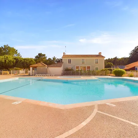 Maison Pour 5, Proche Plage, Piscine Commune *