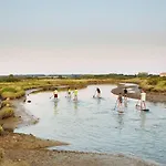 Maison Pour 5, Proche Plage, Piscine Commune