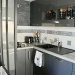 Maison Pour 5, Proche Plage, Piscine Commune *