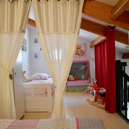 Tatil Evi Maison Pour 5, Proche Plage, Piscine Commune