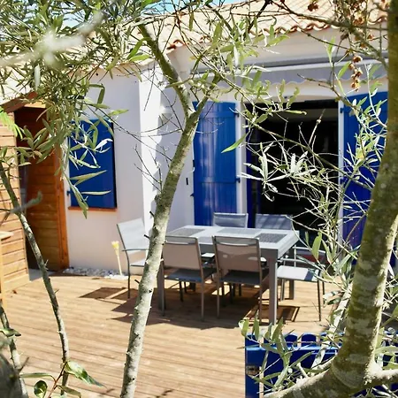 Maison Pour 5, Proche Plage, Piscine Commune * Saint-Hilaire-de-Riez
