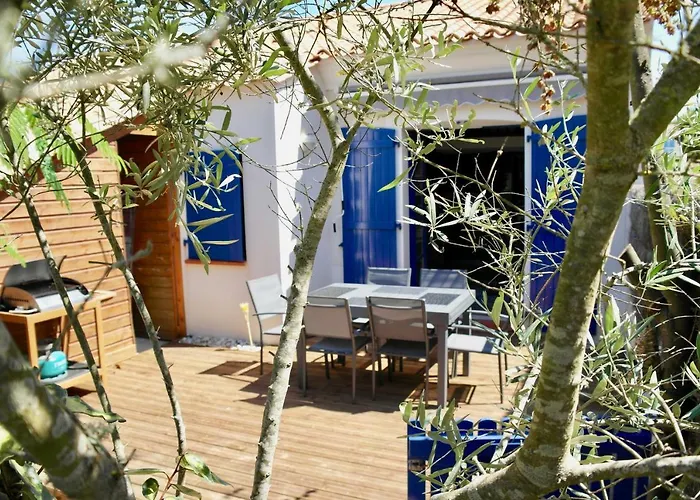 Maison Pour 5, Proche Plage, Piscine Commune * Saint-Hilaire-de-Riez